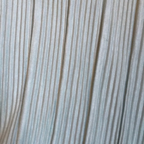 ANDREA JOVINE  light green pleated  top size xl - Picture 3 of 5